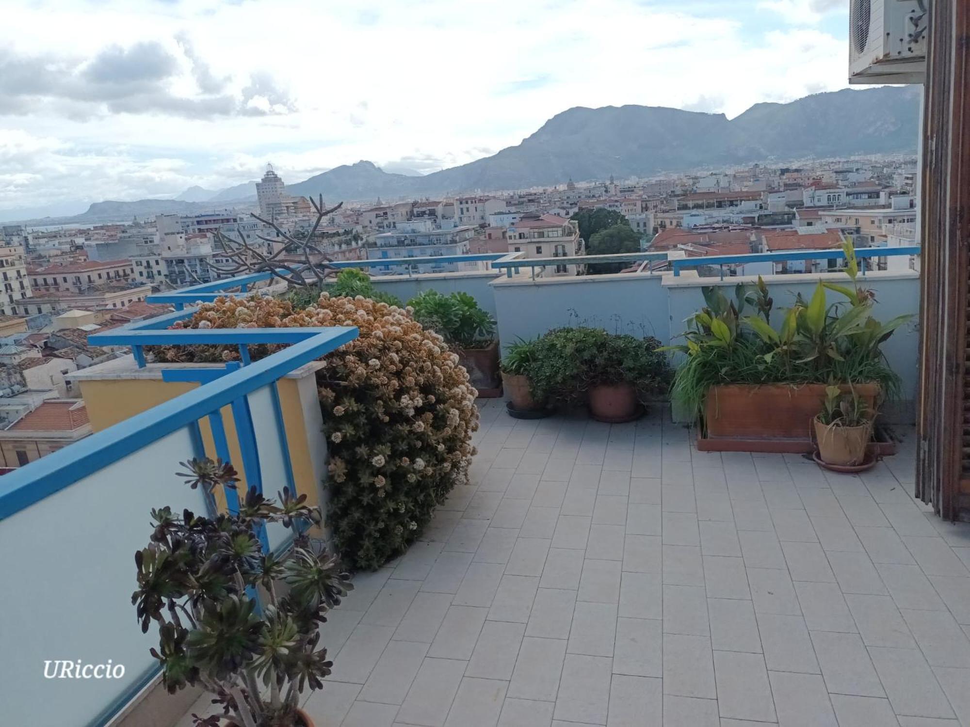 Casa Riccio Apartment Palermo Bagian luar foto