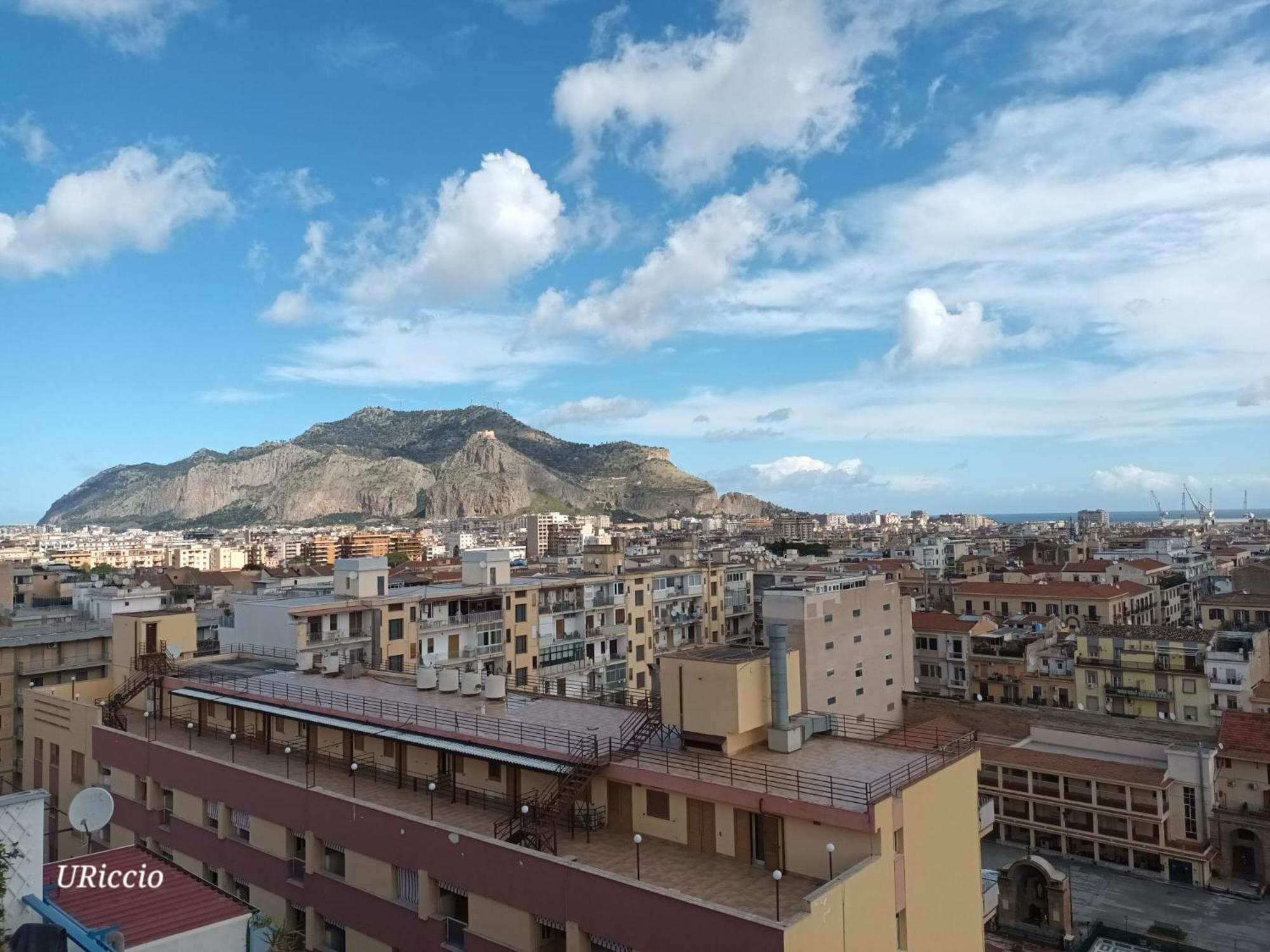 Casa Riccio Apartment Palermo Bagian luar foto